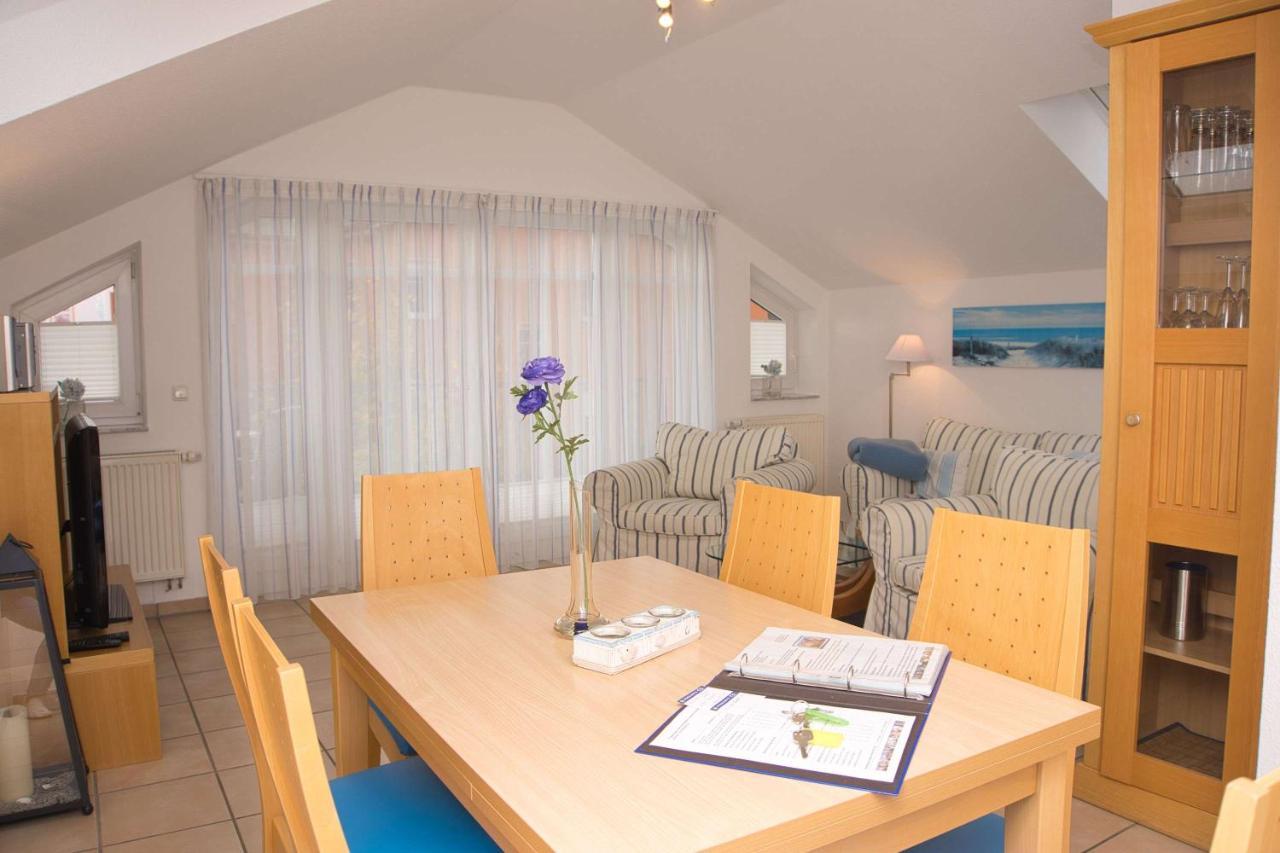 Dünenhaus Ferienwohnung mit Balkon und Meerblick Goehren  Exterior foto