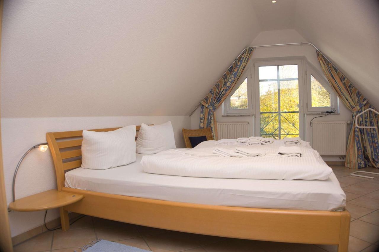 Dünenhaus Ferienwohnung mit Balkon und Meerblick Goehren  Exterior foto