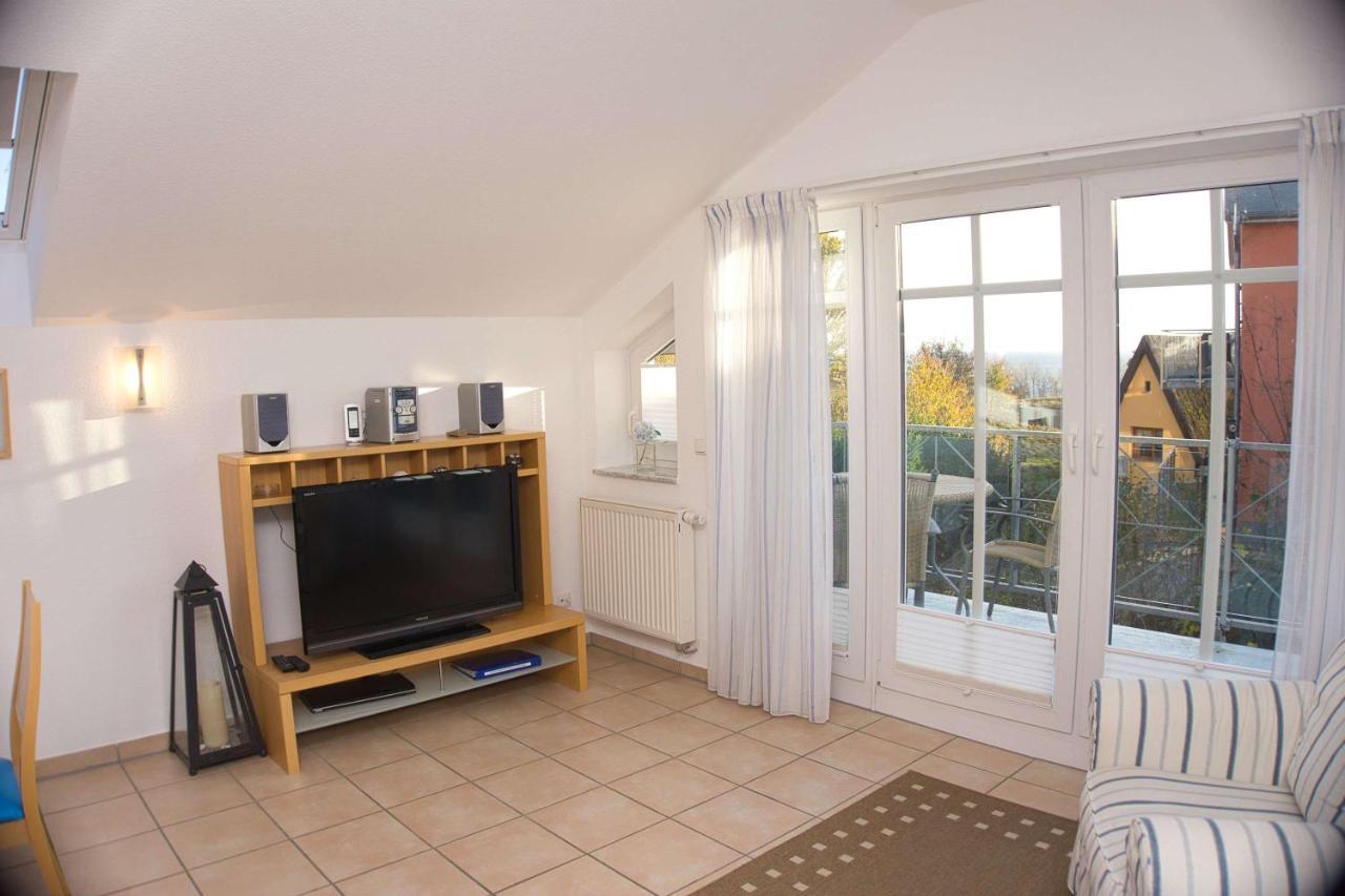 Dünenhaus Ferienwohnung mit Balkon und Meerblick Goehren  Exterior foto