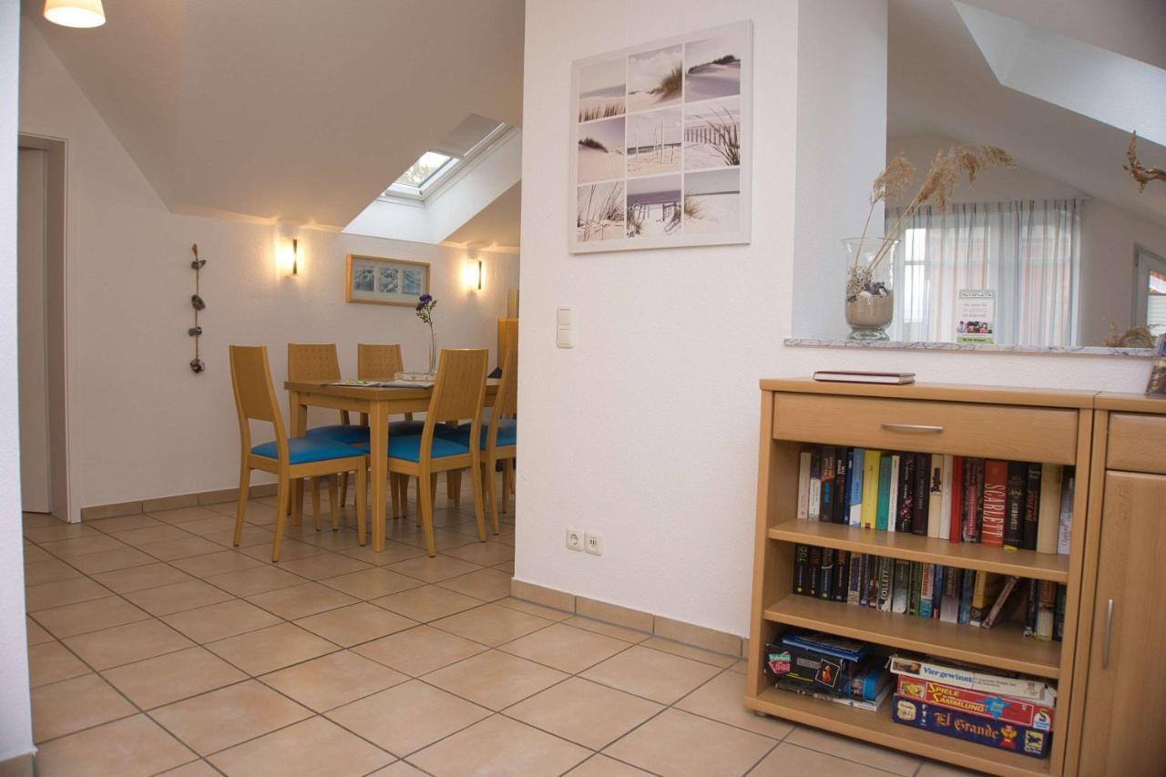 Dünenhaus Ferienwohnung mit Balkon und Meerblick Goehren  Exterior foto