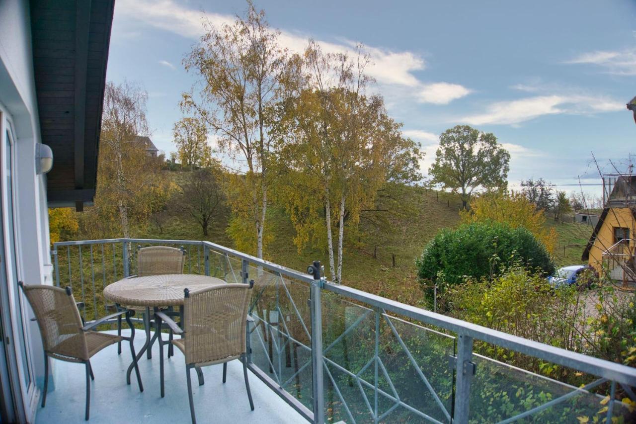 Dünenhaus Ferienwohnung mit Balkon und Meerblick Goehren  Exterior foto